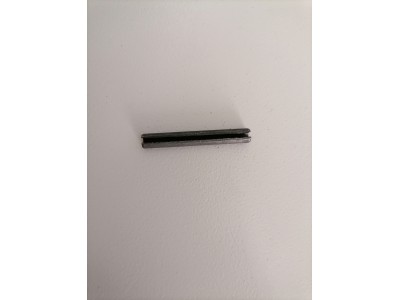 Hasított feszítőhüvely 5x40